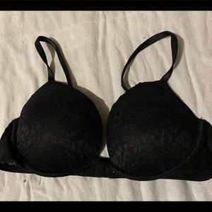 *NEVER WORN* black VS push up bra
